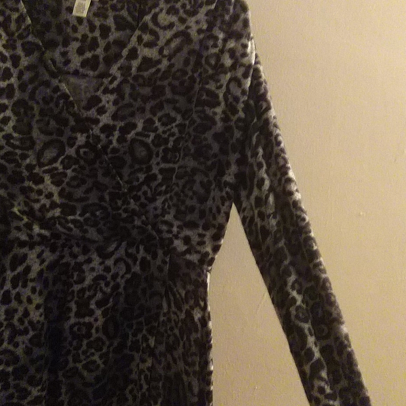 Spense dress - Picture 3 of 9